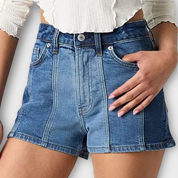 Arizona Womens High Rise Denim Short Size 11 - Picture 1 of 4
